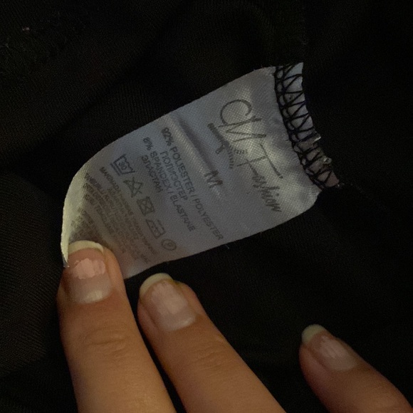 Women’s black leggings size medium - Picture 3 of 4